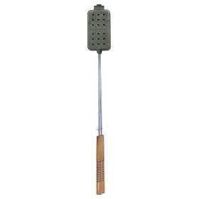 WAFFLE IRON