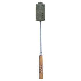 WAFFLE IRON