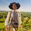 Outdoor Wide Brim Sun Hat with 2 Solar Rechargeable Fans – UPF50+, 3 Speeds, Breathable Waterproof Mesh for Hiking & Camping